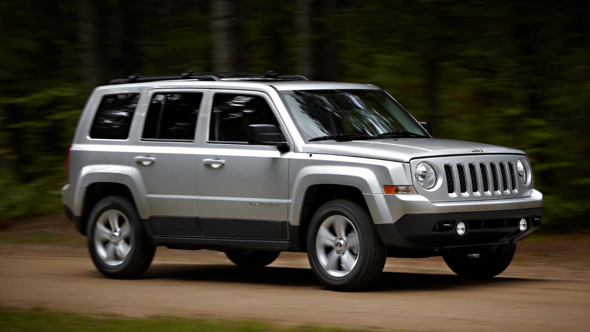 FCA recalls 1.9 million vehicles worldwide for airbag issue