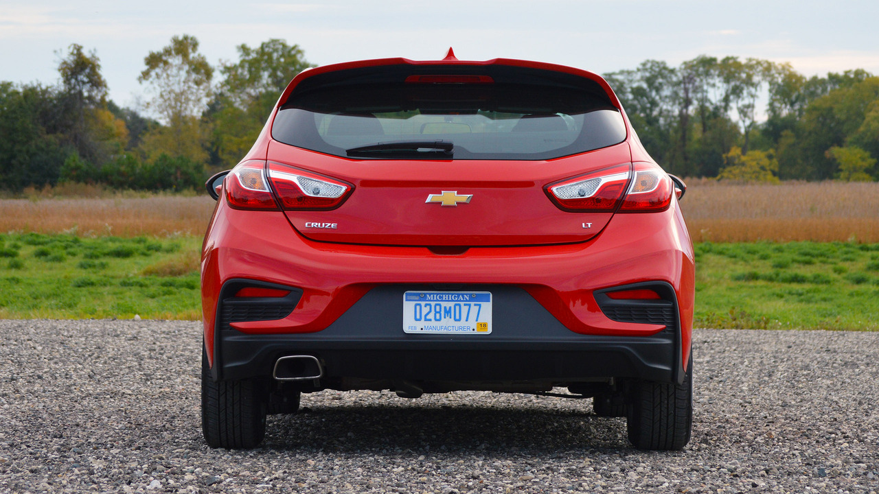 Review: 2017 Chevy Cruze Hatchback
