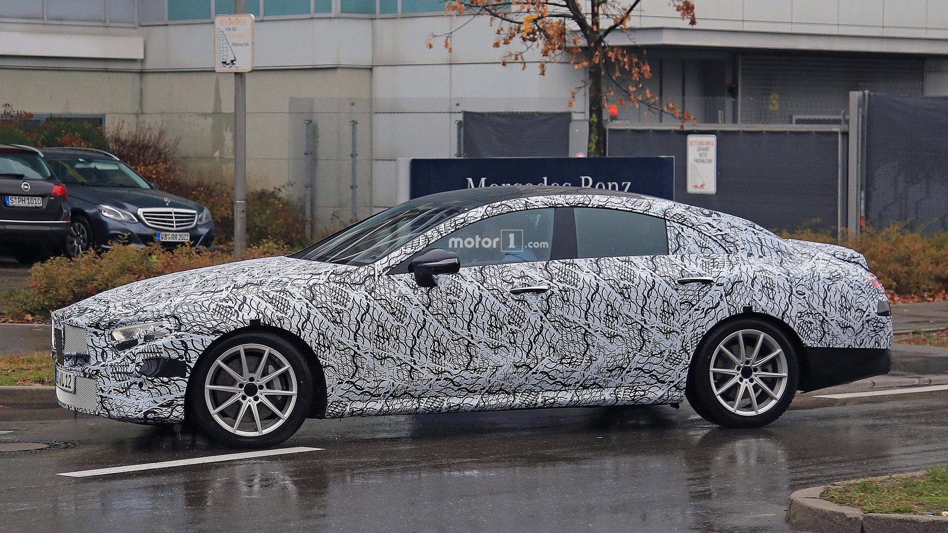 mercedes-benz-cle-class-spy-pics.jpg