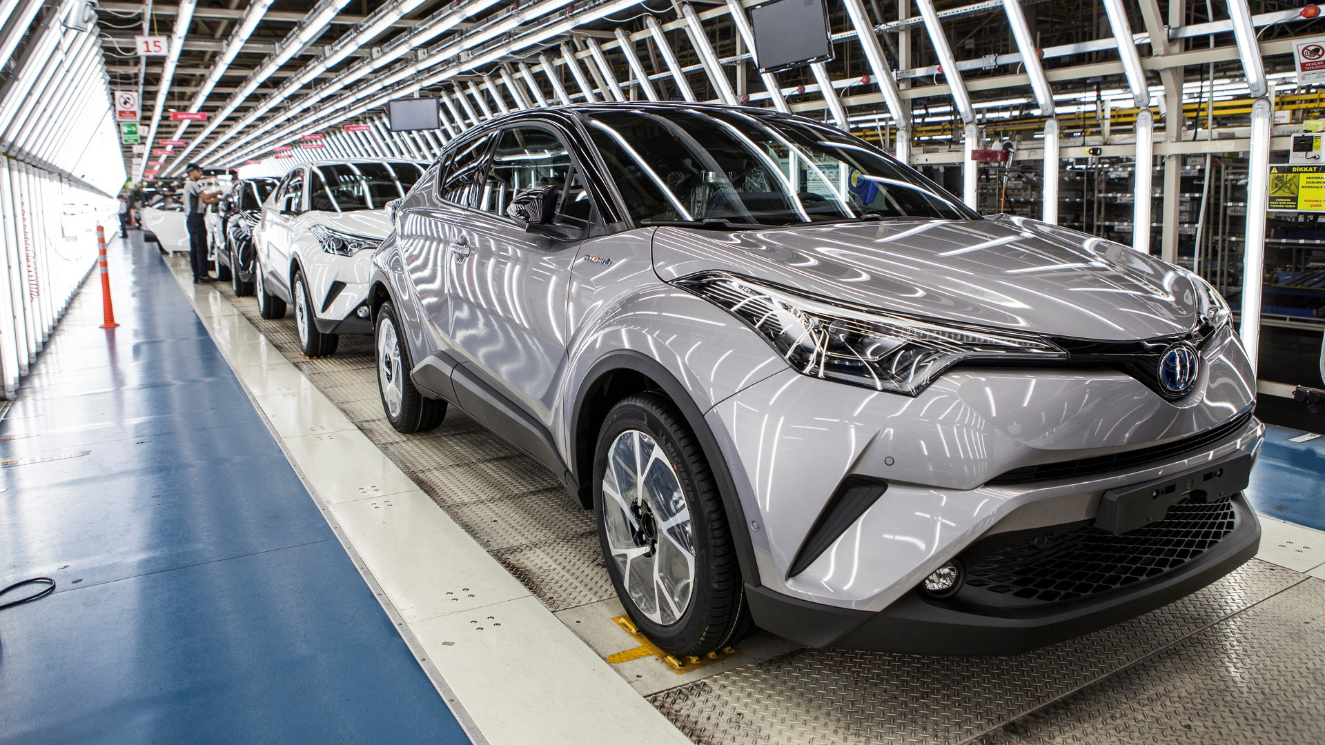 Toyota CHR hits the assembly line in Turkey