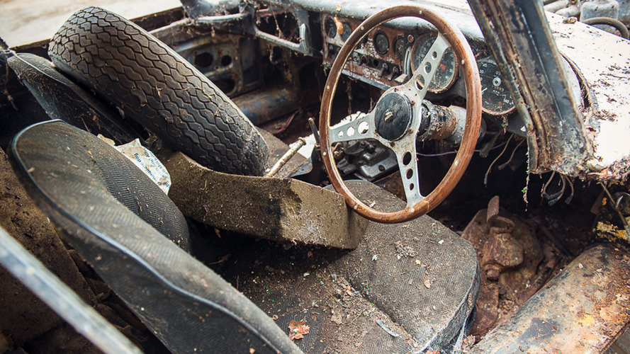 1962 Jaguar E-Type Barn Find Auction