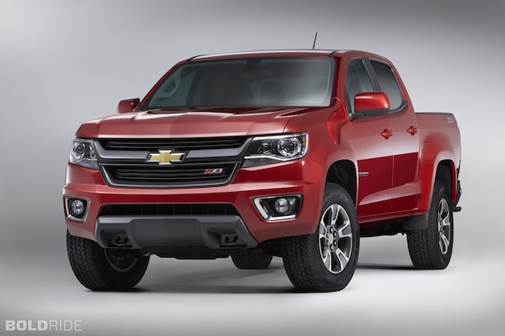 GMC Canyon vs. Chevy Colorado: Mid-Size Sibling Rivalry