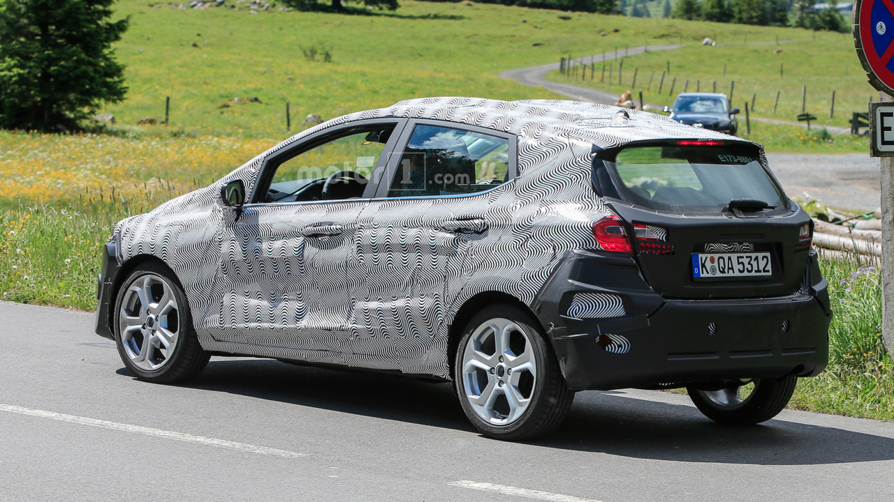 2018-ford-fiesta-spy-photo.jpg