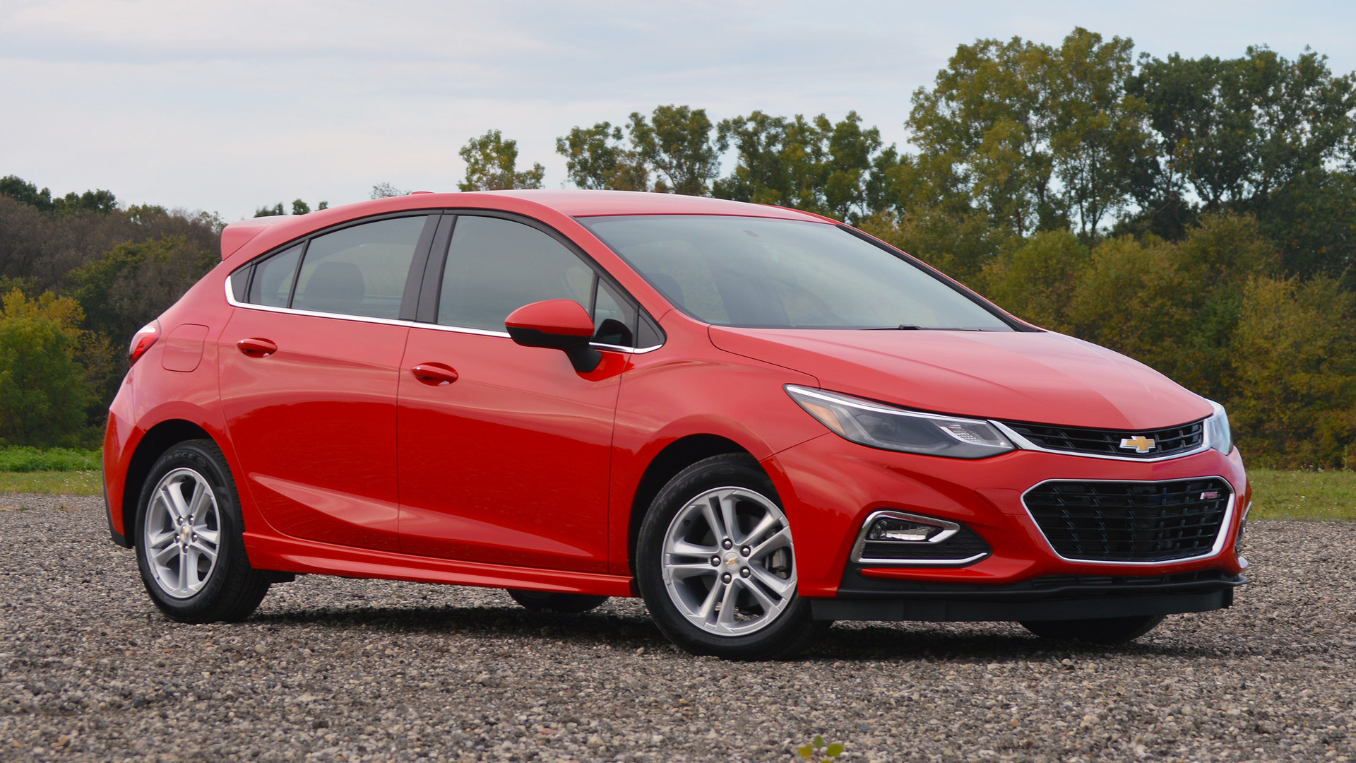 Review 2017 Chevy Cruze Hatchback