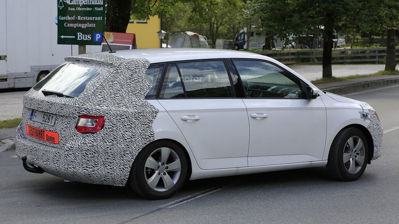 Skoda Fabia Combi facelift spy photo